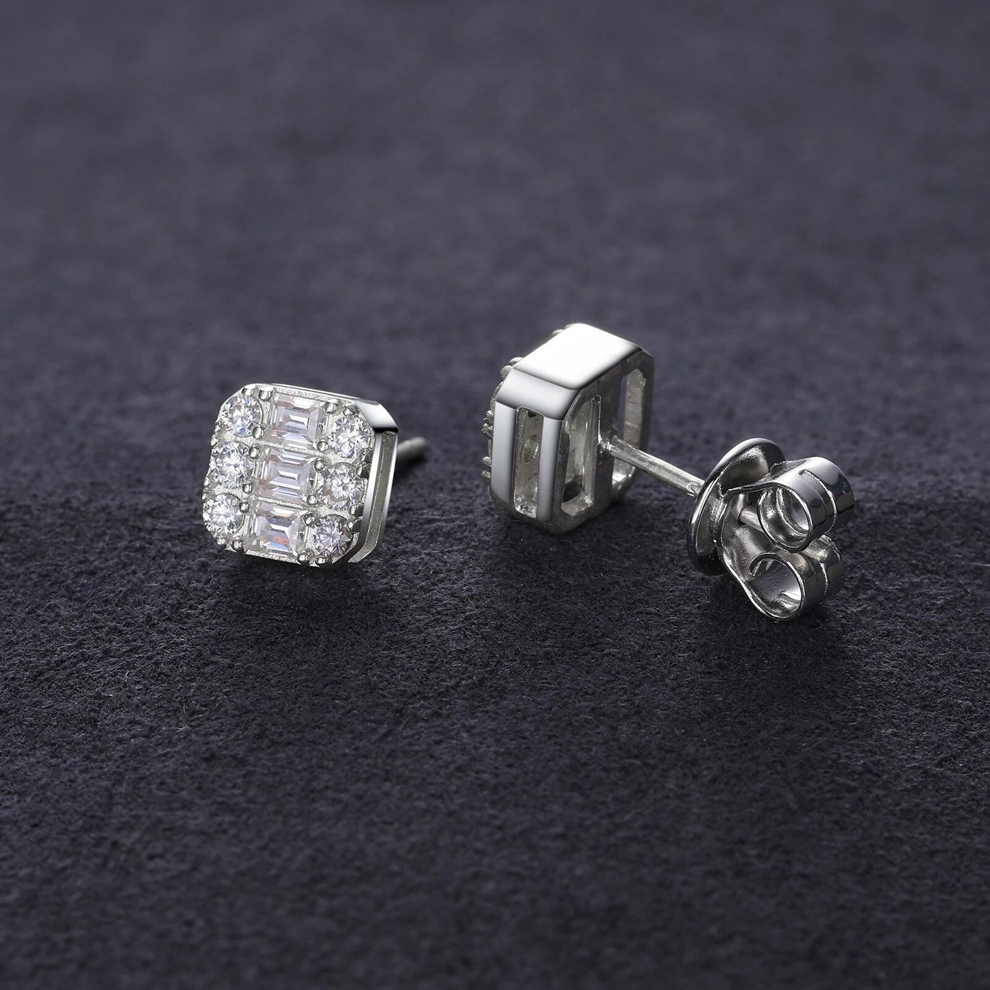 0.8CT Stud Earring