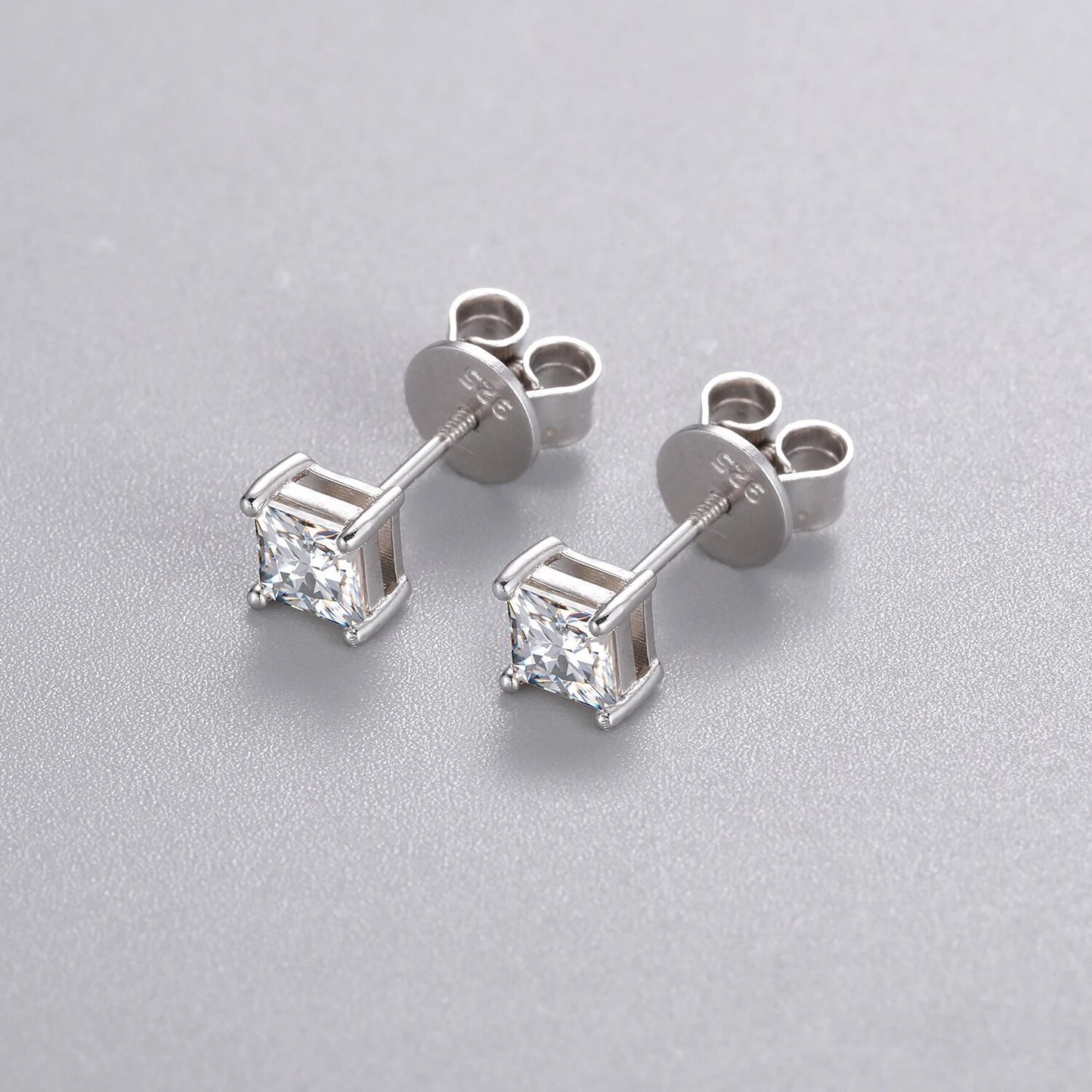 0.5-1CT Square Earrings