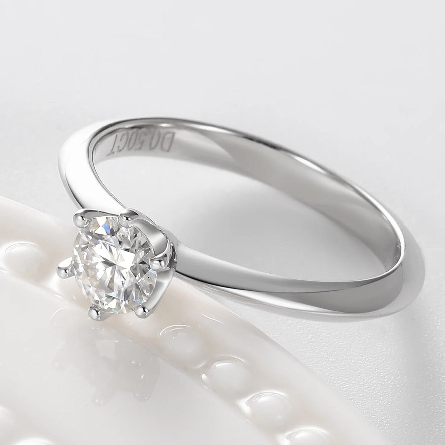 0.5CT VVS Ring