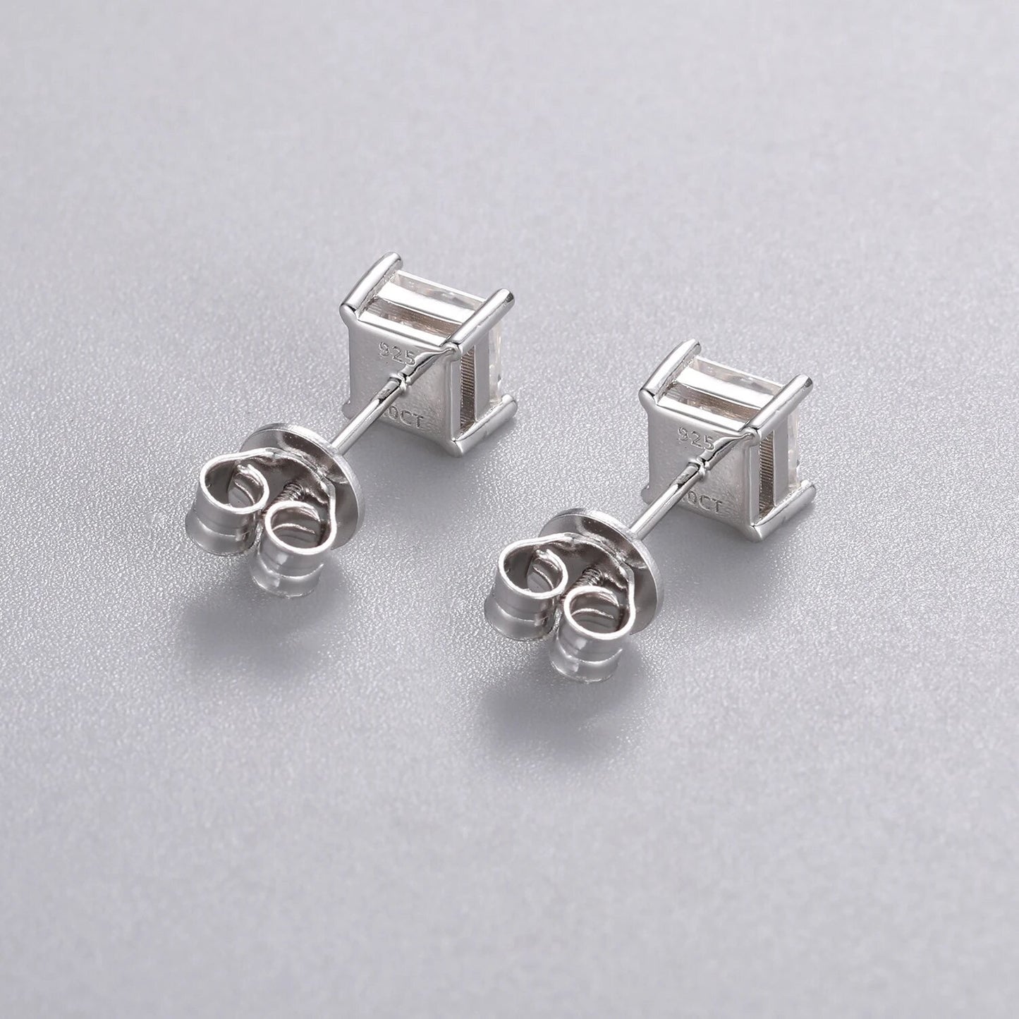 0.5-1CT Square Earrings