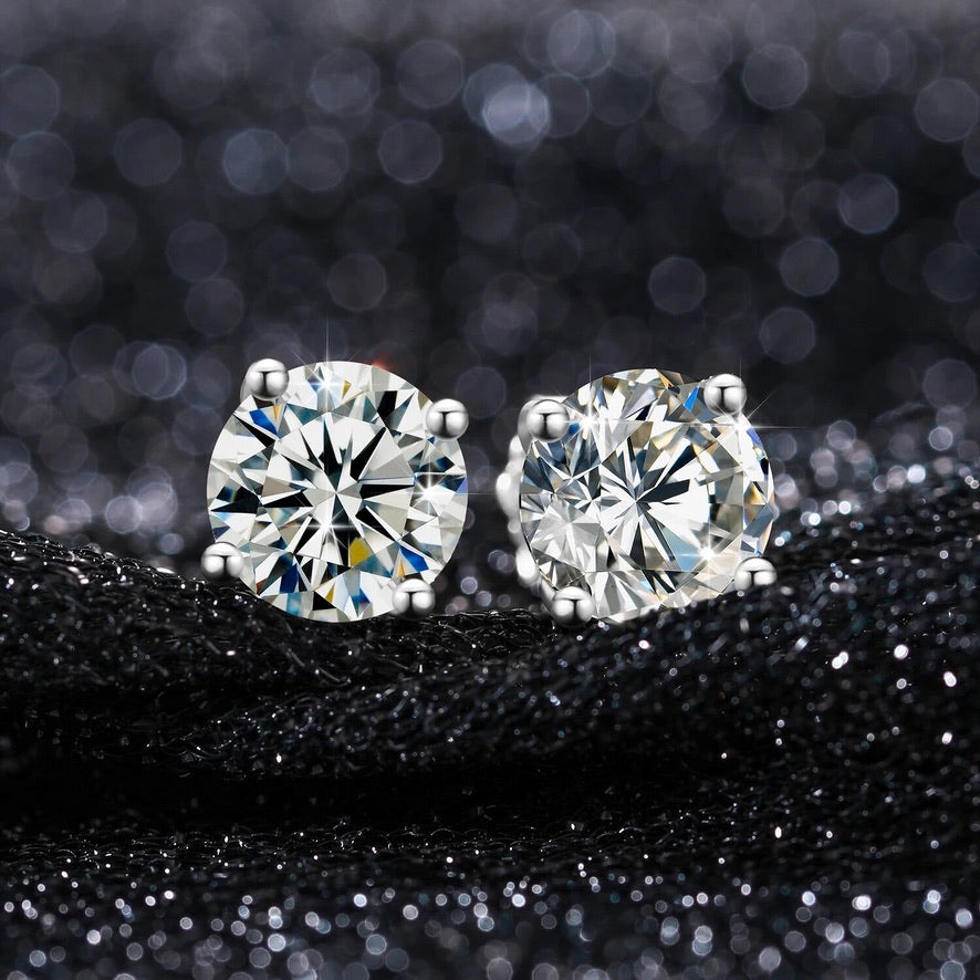 0.1-4CT Classic Earring